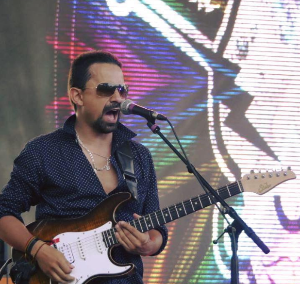 Egresado-Juan-Cortes